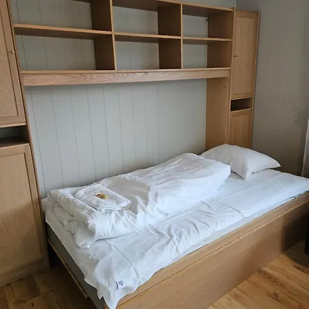 Nesvika Nature Reserve Only 20 Min Away From Leilighet